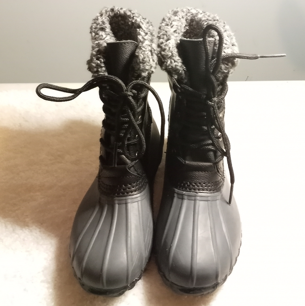 Girls American Eagle Boots Pre-owned Size 6